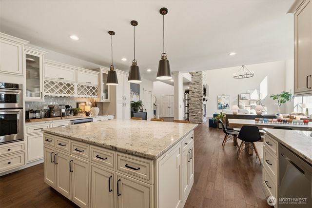 21215 E Lost Lake Road, Snohomish, WA 98296