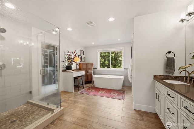 21215 E Lost Lake Road, Snohomish, WA 98296