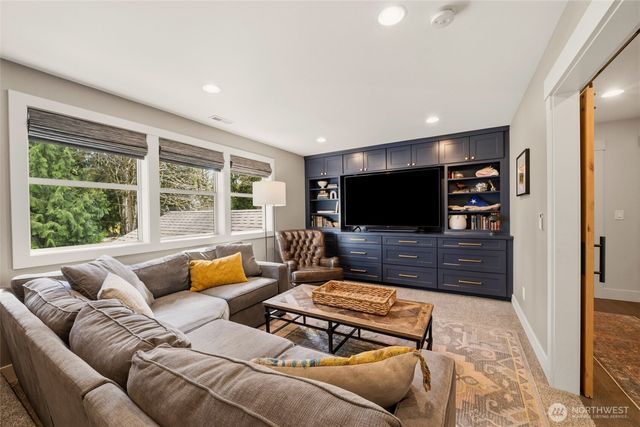 21215 E Lost Lake Road, Snohomish, WA 98296