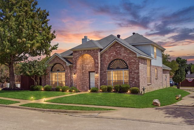1610 Post Oak Drive, Rowlett, TX 75089