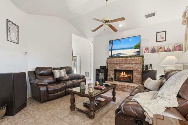 1610 Post Oak Drive, Rowlett, TX 75089