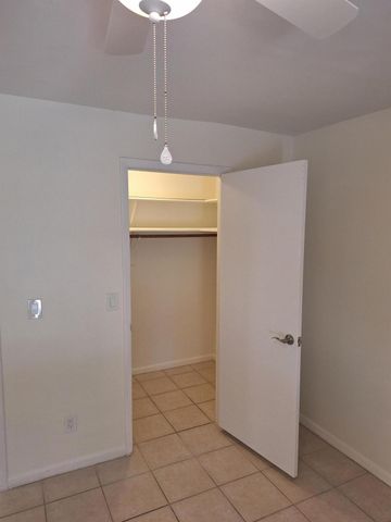 1365 19th Avenue SW, Vero Beach, FL 32962