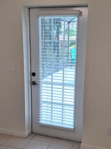 1365 19th Avenue SW, Vero Beach, FL 32962