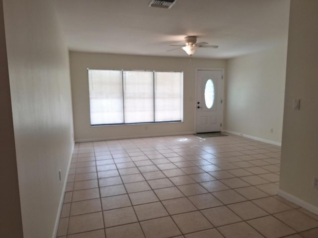 1365 19th Avenue SW, Vero Beach, FL 32962