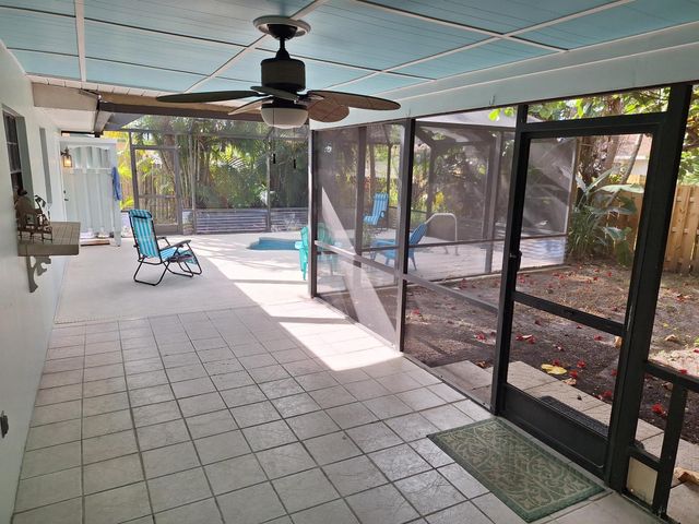 1365 19th Avenue SW, Vero Beach, FL 32962