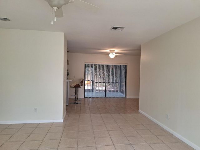 1365 19th Avenue SW, Vero Beach, FL 32962