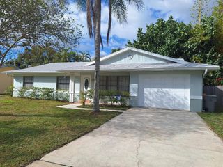 1365 19th Avenue SW, Vero Beach, FL 32962