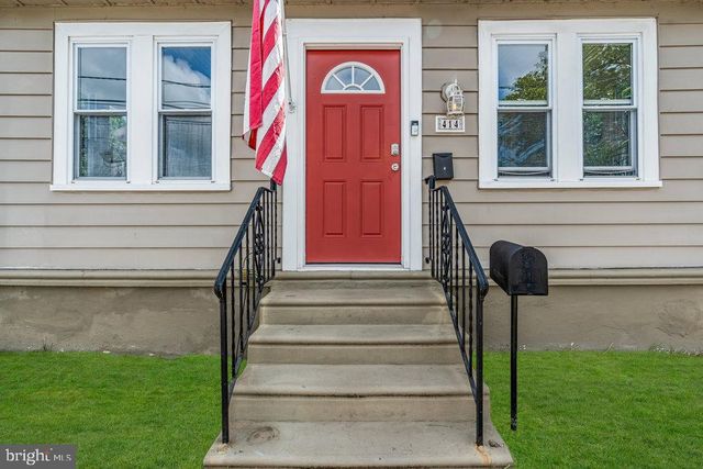 414 BENTLEY AVE, Beverly, NJ 08010