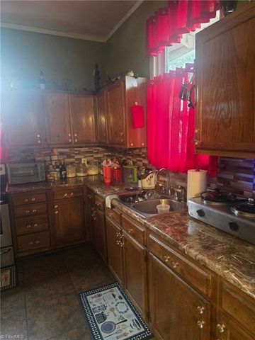 908 Rich Avenue, Winston-salem, NC 27101