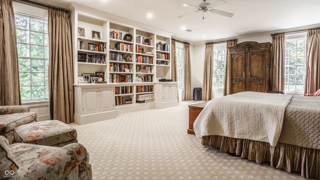1015 W 116th Street, Carmel, IN 46032