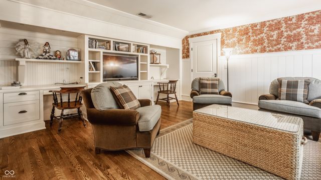 1015 W 116th Street, Carmel, IN 46032