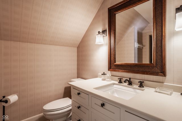 1015 W 116th Street, Carmel, IN 46032