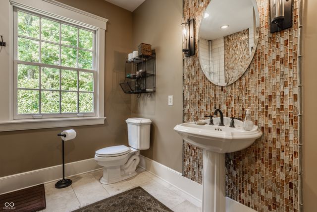 1015 W 116th Street, Carmel, IN 46032