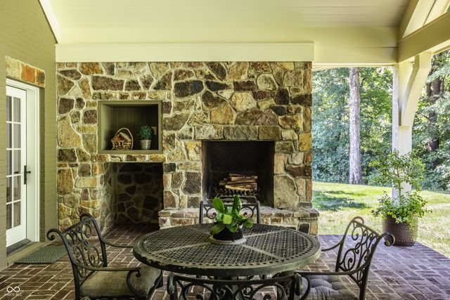 1015 W 116th Street, Carmel, IN 46032