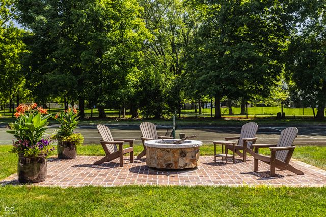 1015 W 116th Street, Carmel, IN 46032