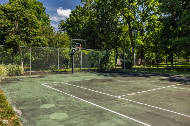1015 W 116th Street, Carmel, IN 46032