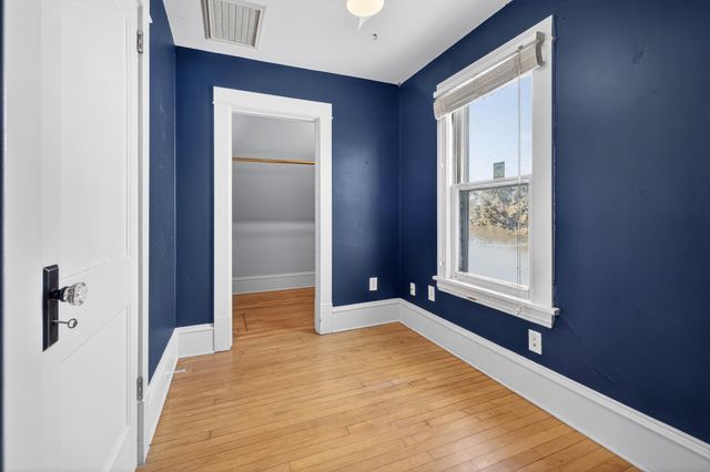 147 Hurley Street E, West Saint Paul, MN 55118