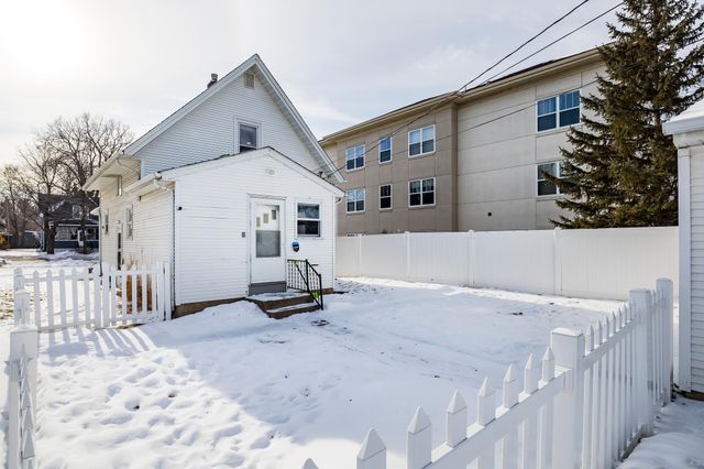 147 Hurley Street E, West Saint Paul, MN 55118