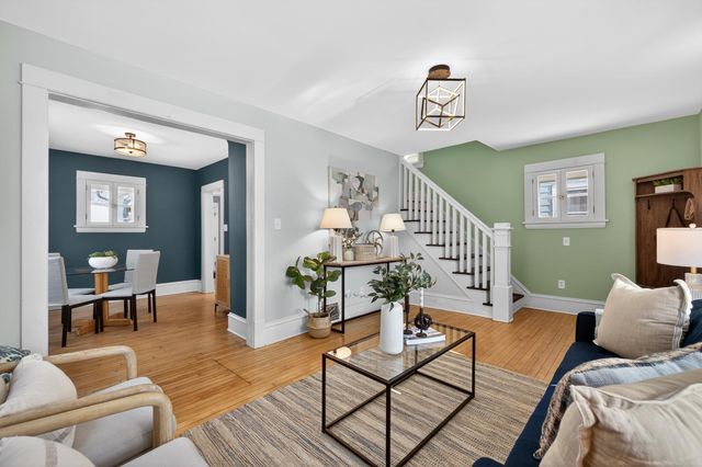 147 Hurley Street E, West Saint Paul, MN 55118