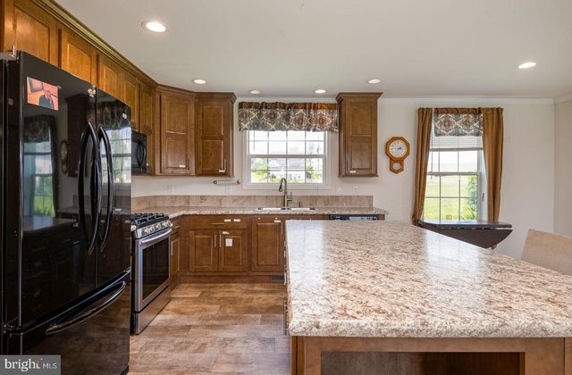 1360 SHOEY RD, Mohrsville, PA 19541