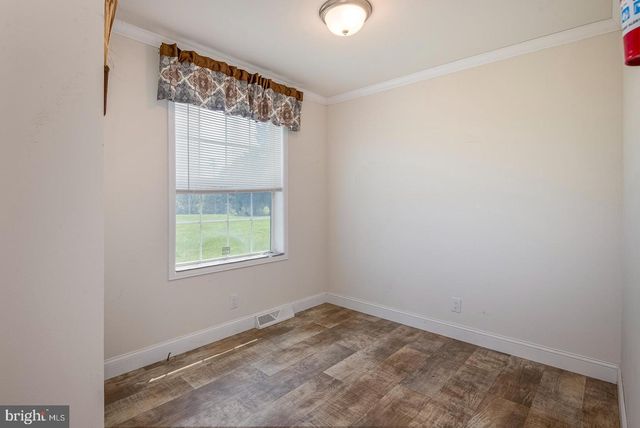 1360 SHOEY RD, Mohrsville, PA 19541
