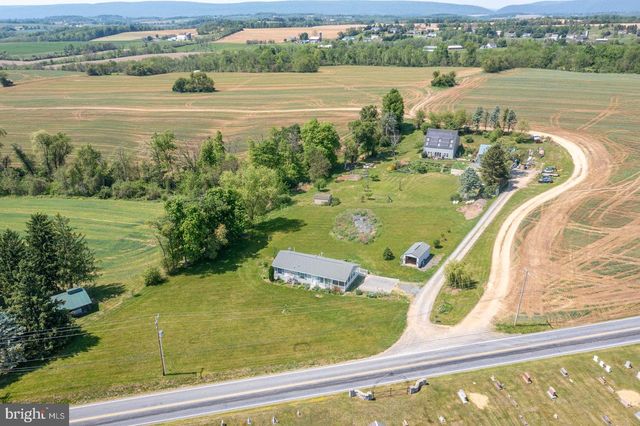 1360 SHOEY RD, Mohrsville, PA 19541