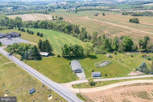 1360 SHOEY RD, Mohrsville, PA 19541