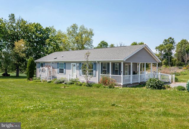 1360 SHOEY RD, Mohrsville, PA 19541