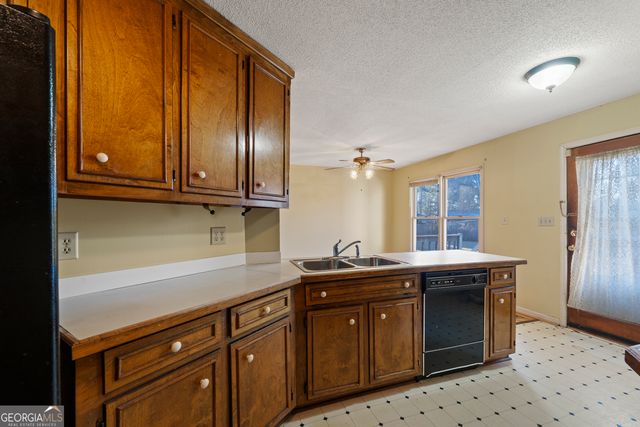 1954 Twin Oaks Drive, Milledgeville, GA 31061