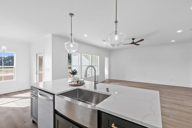 124 Oscar Godwin Road, Dothan, AL 36301