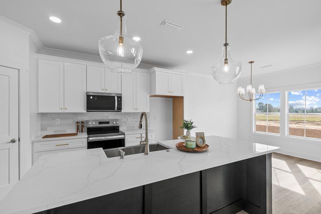 124 Oscar Godwin Road, Dothan, AL 36301