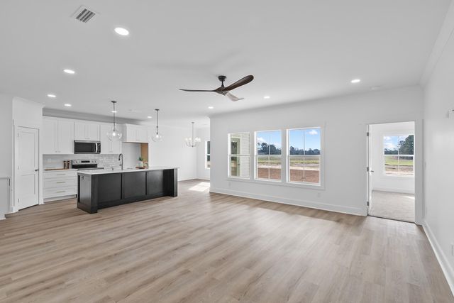 124 Oscar Godwin Road, Dothan, AL 36301