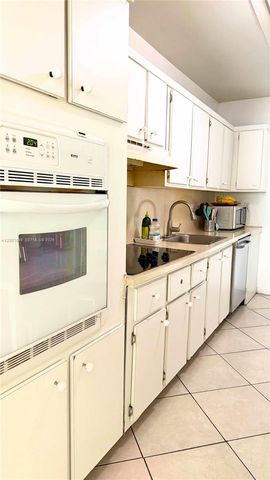 1880 S Treasure Dr 3A, North Bay Village, FL 33141