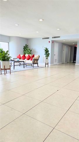 1880 S Treasure Dr 3A, North Bay Village, FL 33141