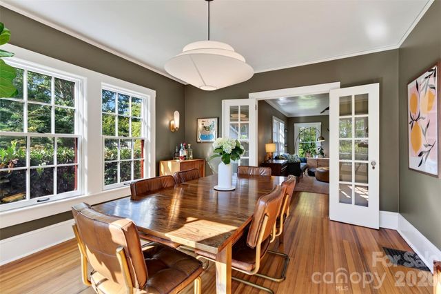 109 1st Street, Black Mountain, NC 28711