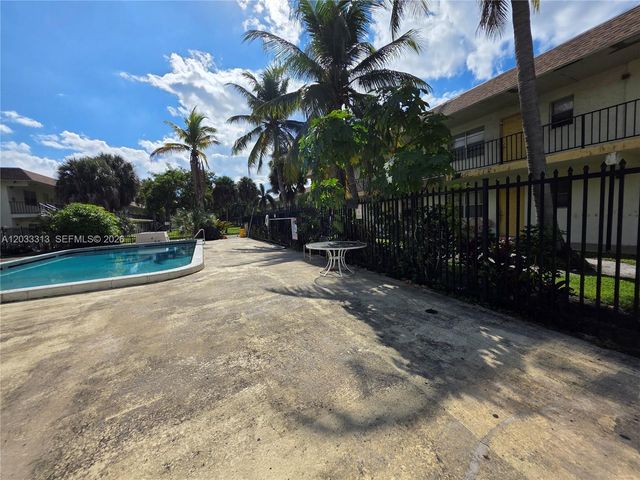 4160 NW 21st Street 124D, Lauderhill, FL 33313