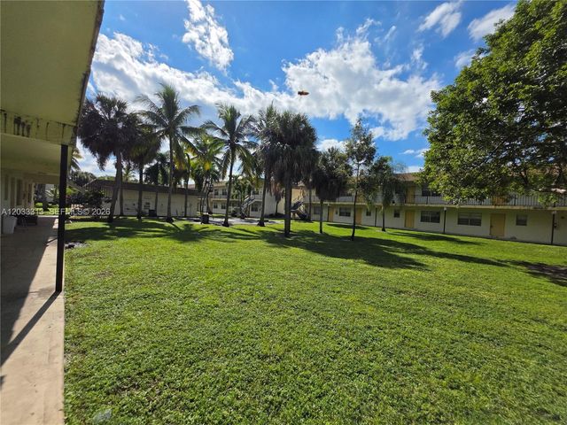 4160 NW 21st Street 124D, Lauderhill, FL 33313