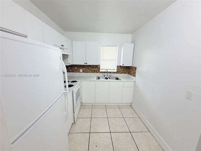 4160 NW 21st Street 124D, Lauderhill, FL 33313
