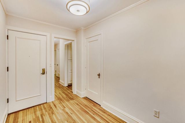 2615 Park Avenue B-2, Minneapolis, MN 55407