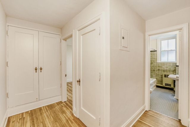 2615 Park Avenue B-2, Minneapolis, MN 55407