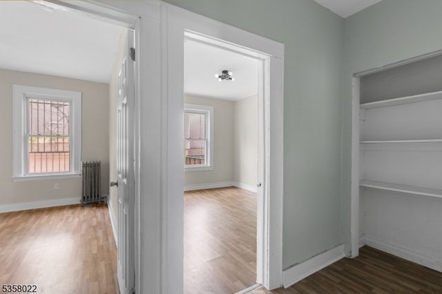 51 Schley St, Newark City, NJ 07112