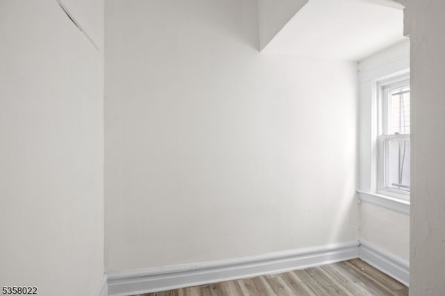 51 Schley St, Newark City, NJ 07112