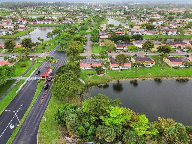 103 Lake Anne Drive, West Palm Beach, FL 33411