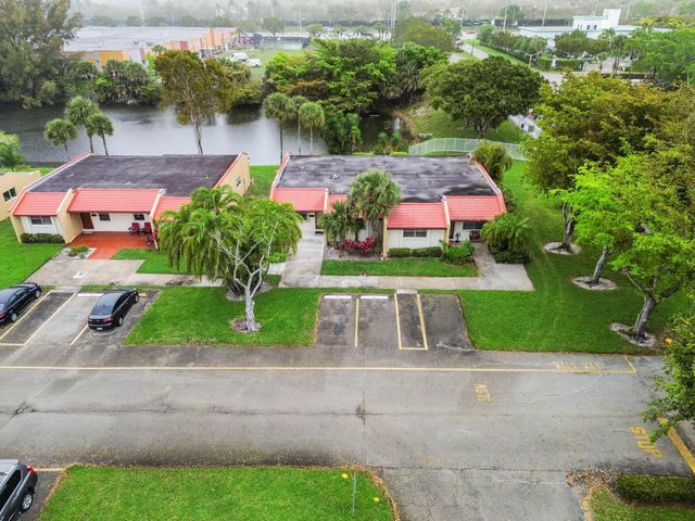 103 Lake Anne Drive, West Palm Beach, FL 33411