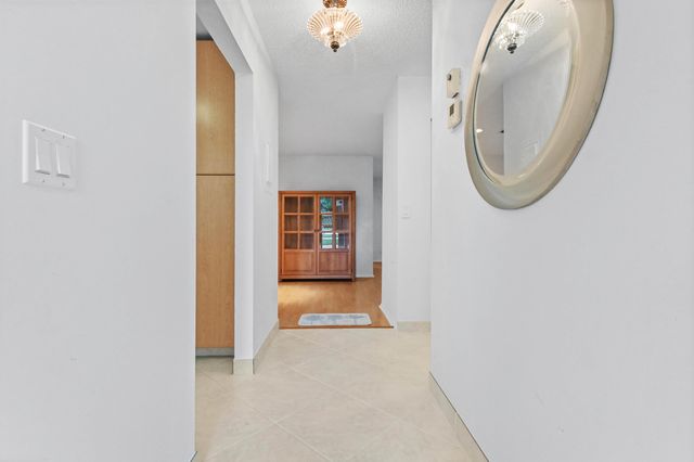 103 Lake Anne Drive, West Palm Beach, FL 33411