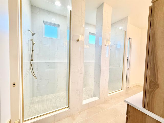 14100 E Willowgreen Ct, Wichita, KS 67230