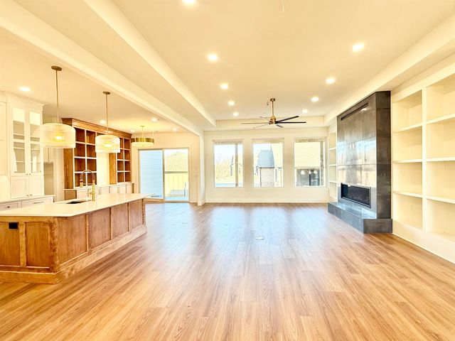 14100 E Willowgreen Ct, Wichita, KS 67230