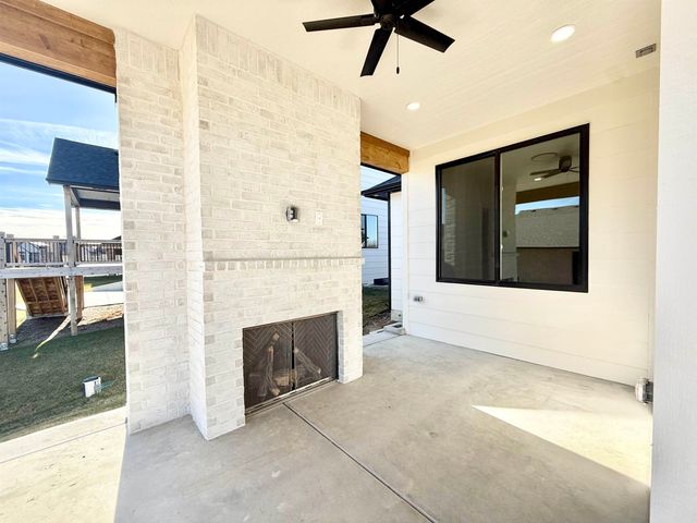 14100 E Willowgreen Ct, Wichita, KS 67230