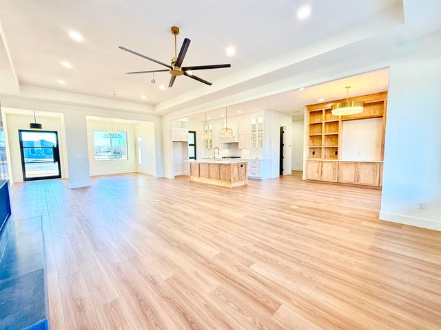 14100 E Willowgreen Ct, Wichita, KS 67230