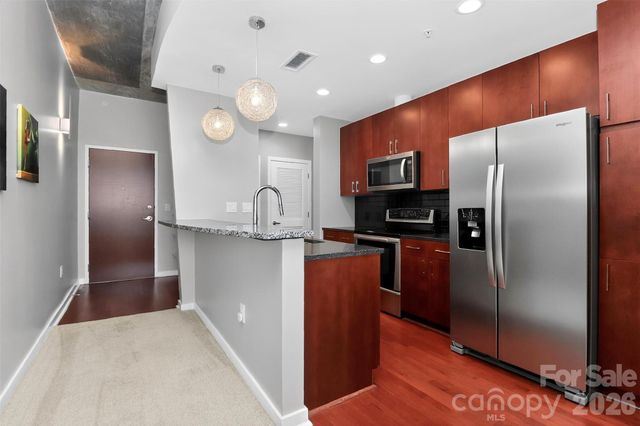 210 N Church Street 1512, Charlotte, NC 28202